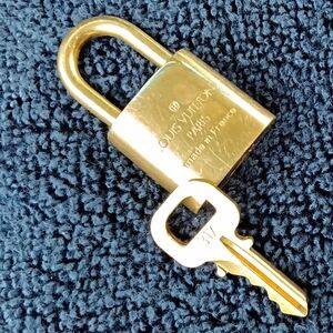 great deal Louis Vuitton Lock and Key #317 Authentic